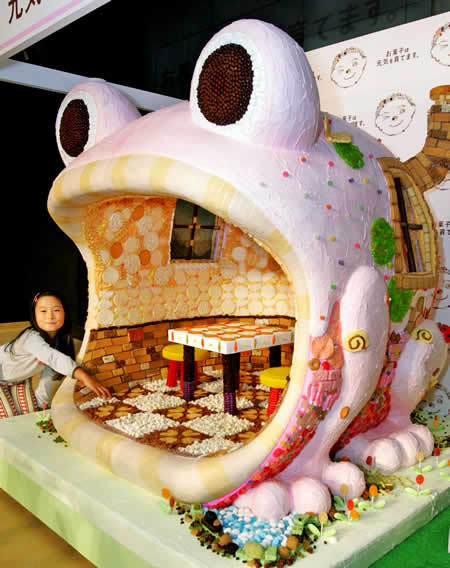[http://frogmatters.files.wordpress.com/2008/01/candy-frog-house-from-japan.jpg]